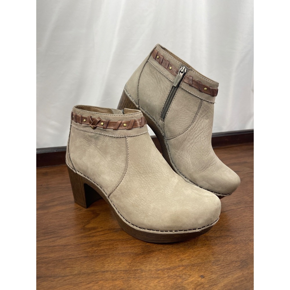 Dansko Dabney Nubuck Leather Taupe Ankle Booties EU 37 Us 6.5/7 Women's Zip